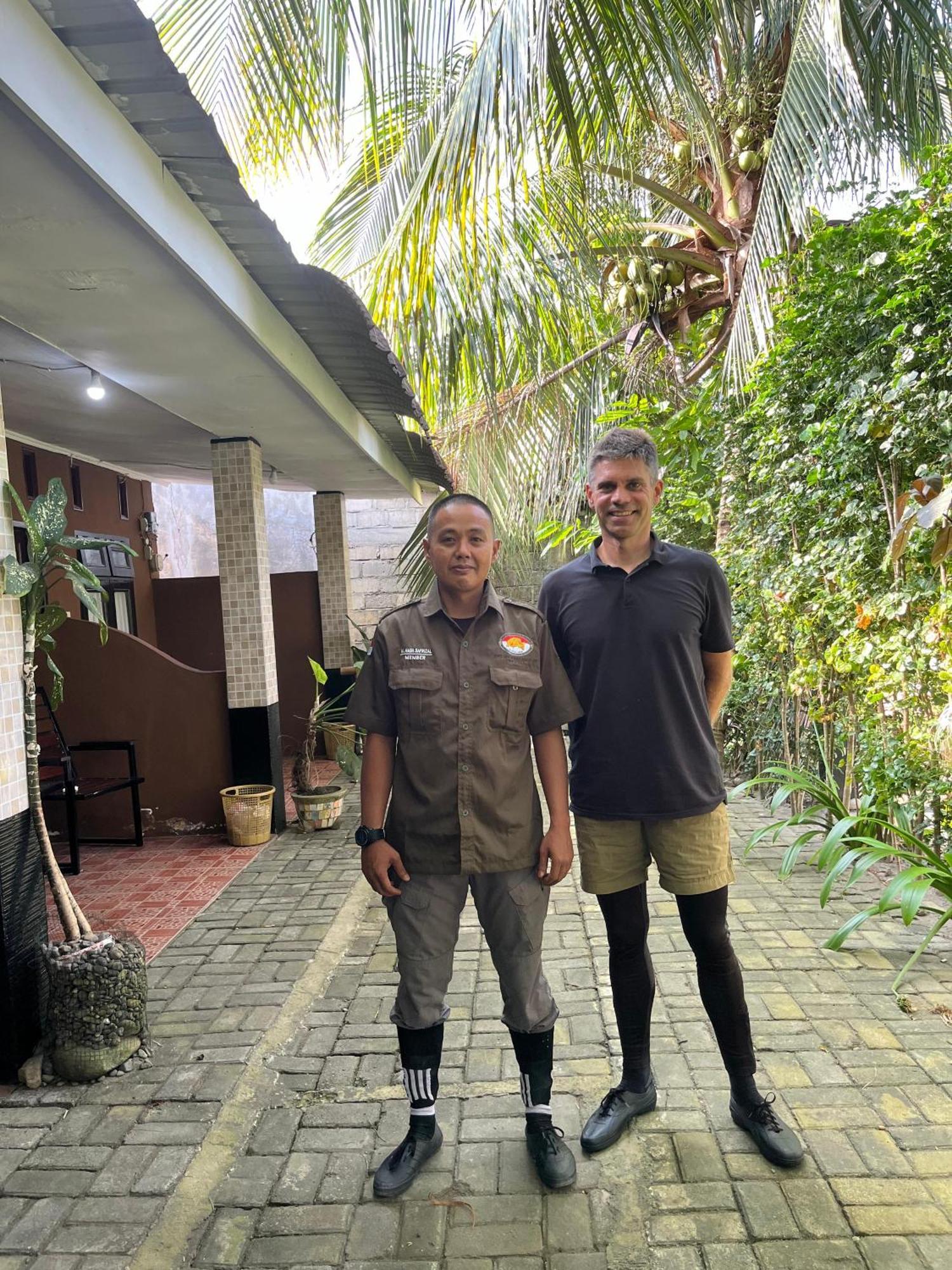 Lodge Brown Bamboo & Trekking